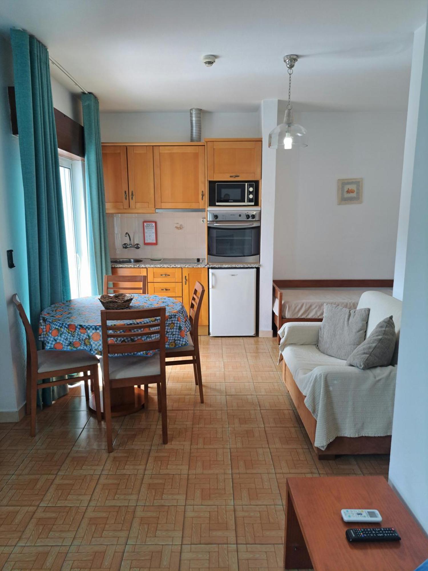 Mira Parque Bed & Breakfast อัลบูเฟรา ภายนอก รูปภาพ